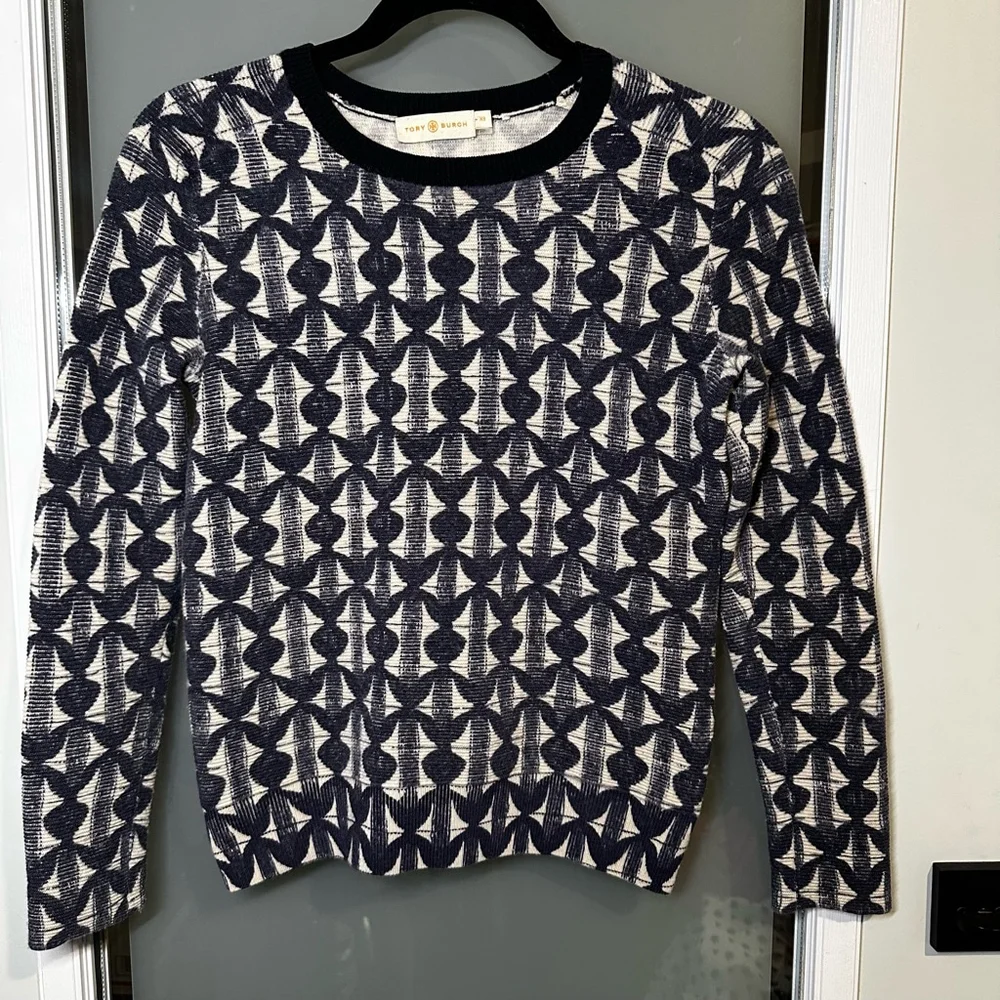 TORY BURCH Sweater Size XS Navy Cream Patterned Merino Wool